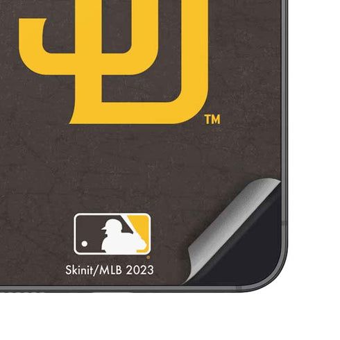 MLB San Diego Padres - Solid Distressed Galaxy S25 Skin